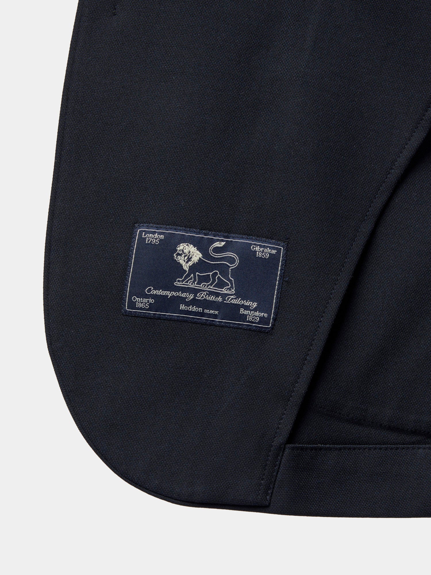 Travel Jacket in Navy Blue