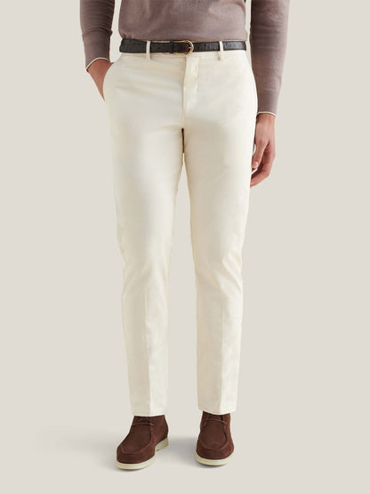 Dean Stretch Cotton Trouser in Egret